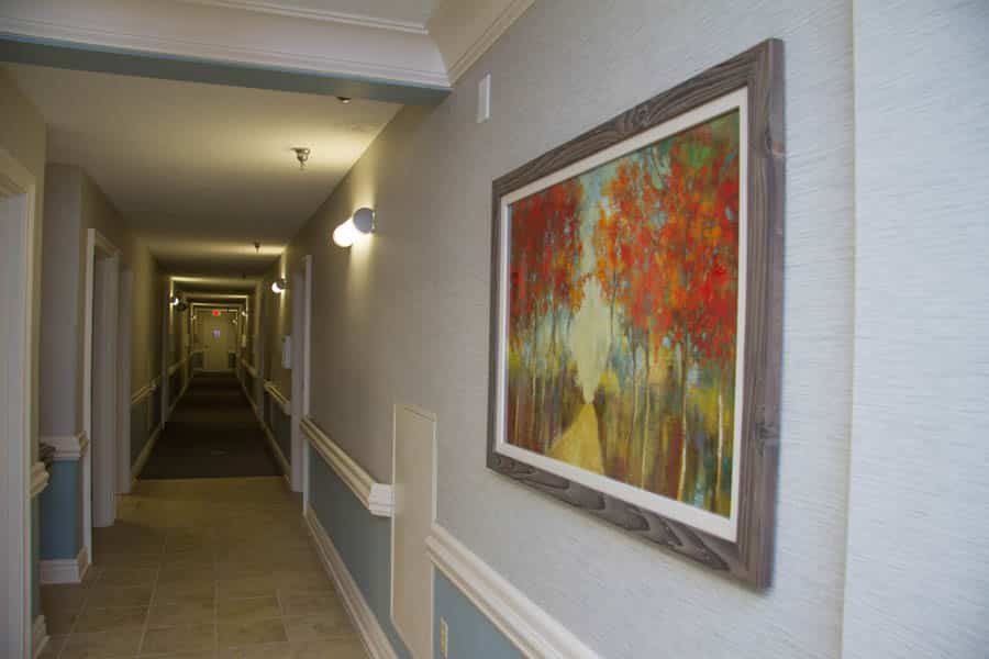 14-Arlington by the Lake-Hallway to Rooms (ID 274406)