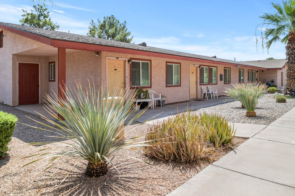 Eagle Tail Village Exterior